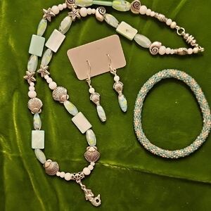 Sea Shell Beaded 20" Necklace, Earrings and Bracelet Set - Soft Blue